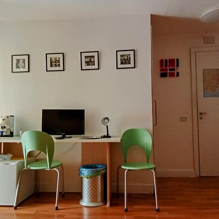 Spazio Hotel Наполи Екстериор снимка