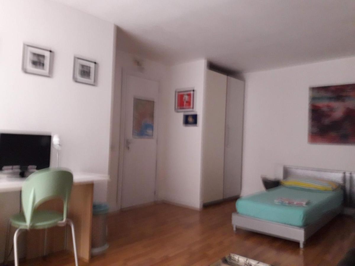 Spazio Hotel Наполи Екстериор снимка